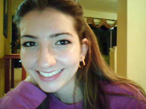 Ruthcestari's profile picture. 