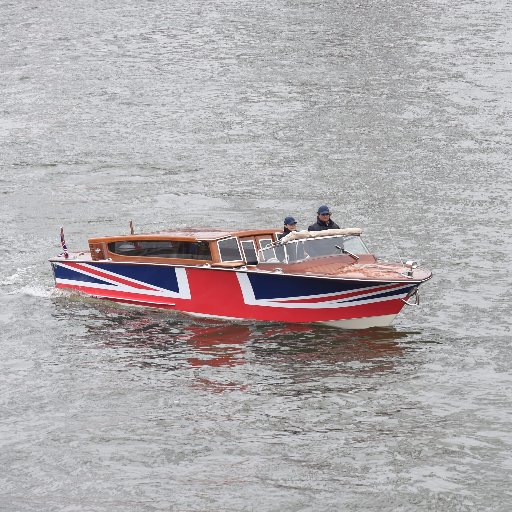 London's unique Venetian Taxis on Thames. The Union Jack Boats. Few years back we dared to change perceptions. Some laughed at us, others noticed 🇬🇧