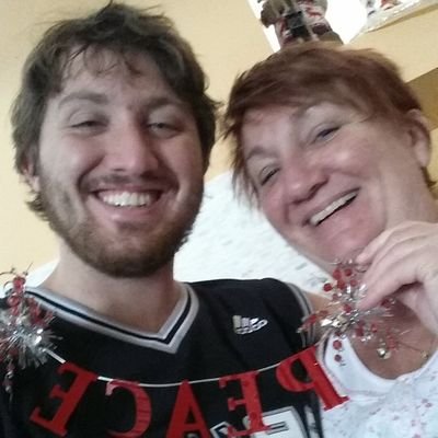 ardobo89's profile picture. Have a drink