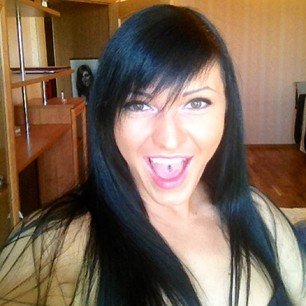 freebiesparty's profile picture. I am Lynda, a #freebies #freestuff hunter. An editor of #whateverfree