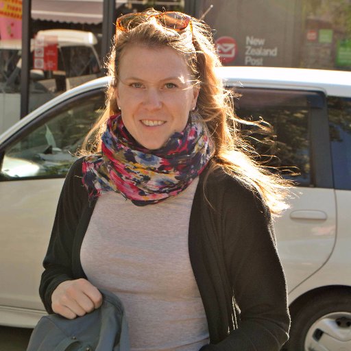 Economic Geographer, interested in sustainability, digital economy, urban development, politics, green transport, cycling, and culture.