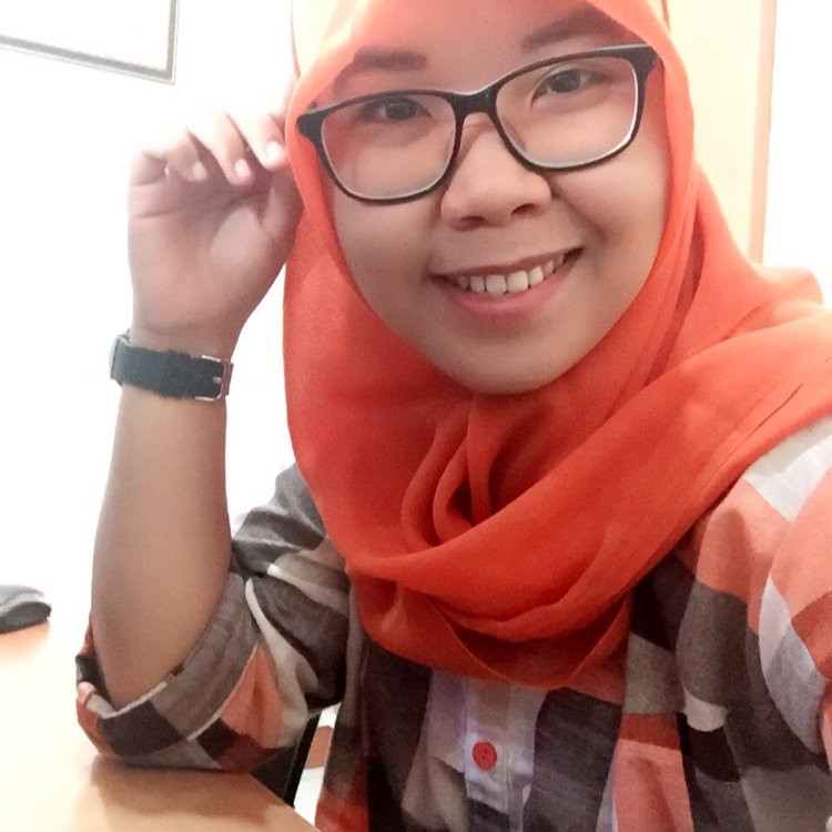 triana91's profile picture. Instagram : trianaaa91 Path : Triana Rakhmawati