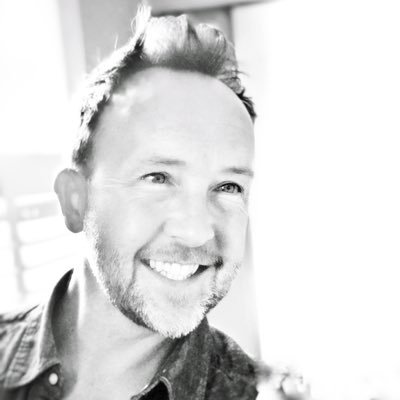 drmelf's profile picture. Doing my best to nurture a business, a garden, a family and now two cats!