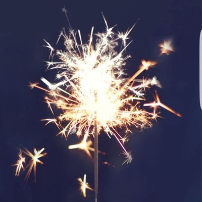 hdil_alshemmari's profile picture. AUGUST - LION 
LAST CHANCE