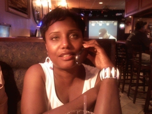 prettygrneyz's profile picture. Hard workin Mama who luvs to spend but knows how to save. Domestic Goddess Extraordinaire.  All about doin me and teachin my girls to do the same.