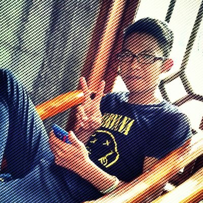 Jangan pernah menyerah apapun rintangan tetap bertahan badai kan berlalu mentari kan bersinar