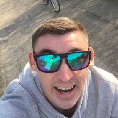 Chopstocks's profile picture. taking one day at a time