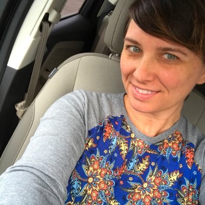 lularoefulco's profile picture. Mommy, wife, and laid back chick ✌️💃🏼Lularoe Fashion Consultant 💃🏼. For live sales follow me on Facebook. https://t.co/gfk9Dihf4A