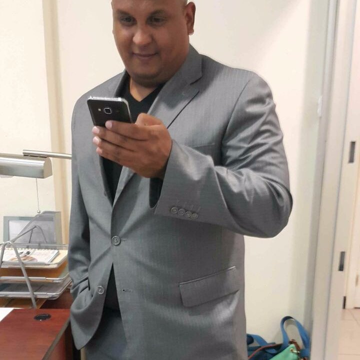 JuniorEscober's profile picture. 