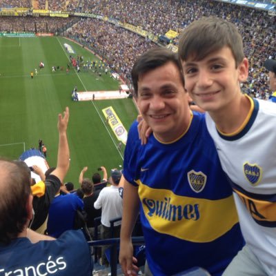 Contador, especialista del mercado de granos y sobre todo fanatico del mundo Boca.