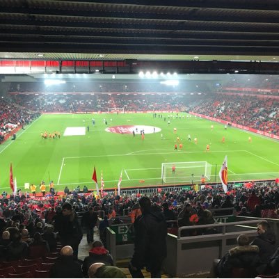 Dentist, father to three, avid fan of LFC and a bit of a tech geek.