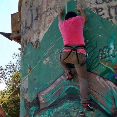 filosativo's profile picture. en la urbe perdida, e insinuosa de vicios,la música nace rodeada entre sabanas de humo, estelas perfectas ke la amarran a la bohemia,canales sativos por donde t