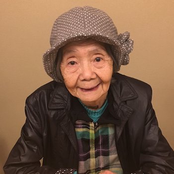 85歳で新人パチンコライターを目指しています。おさかなちゃんとカラオケが好きです。美空ひばりはよく歌います。タバコはもうやめました。終活中。