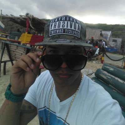 YenkyOficial's profile picture. Artista Urbano Sanandresano Del Duo Yenky & Baby Cool /#Siente el caribe ...Lo Que Hay Es Real.Mi Gente Que Viva La Musica Urbana...WhatsApp :3008025830