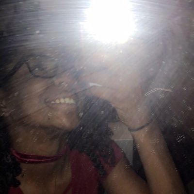 Queen__ofme's profile picture. keep your head up :)