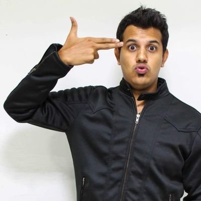 Award-Winning Ex-Radio Host & Podcaster | Improv Comedy Artist | Content & Communication Consultant