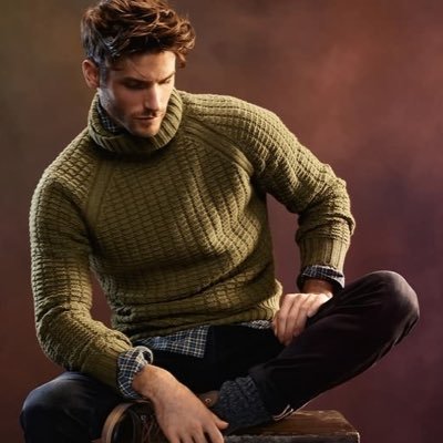 SourEnoch's profile picture. 16. Slytherin. Cocky, but well-mannered rich boy. Looking for a good time. Parents don't like him. | Ephraim Enoch Ward