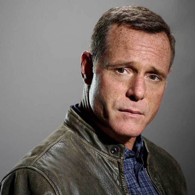 Jason Beghe was born on March 12, 1960 in New York City, New York, USA as Jason Deneen Beghe. He is an actor, known for Chicago P.D.