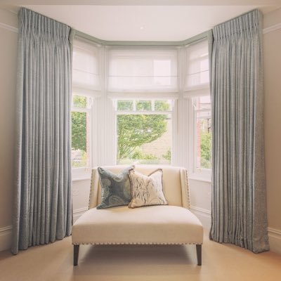 The London Curtain Girls offer a bespoke curtain and Roman Blind service, handmade in our Battersea workroom.