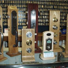 Family owned and operated, at Carowinds, SC. Carowinds Locksmith are local company our store located close by to Charlotte Amusement Park  south Carolina.