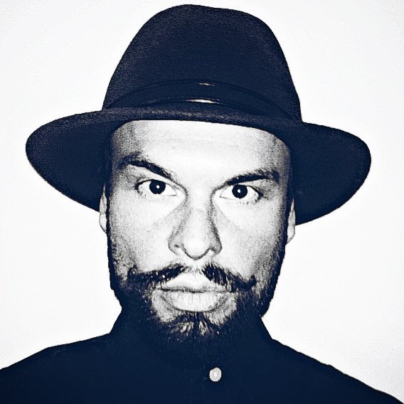 *Director of ART
*photographer..
*observer..
*listener..
*Skeptics..
*Owner of freedom..
*Bartmann