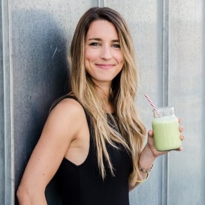 Nutritionist, mentor and speaker - helping you to live in a body you LOVE, dieting and calorie counting free | E: hello@jessipes.co.uk