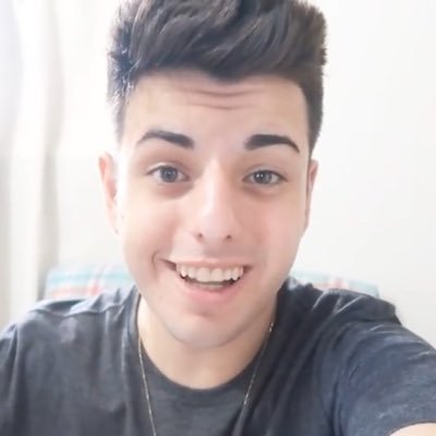 worldpeppo's profile picture. te amo te amo te amo, mas você não me da bola, então vou me afogar em um copinho de coca-cola ❥