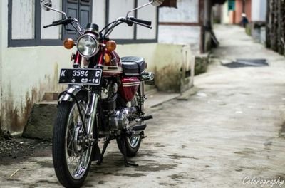 Tuhan tak akan meninggalkan mu atas yakin mu sejauh ini..