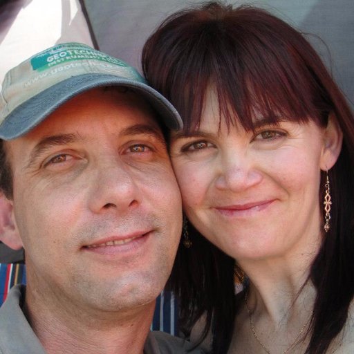 Charmfluff's profile picture. I love Robin with all my heart & soul & mind