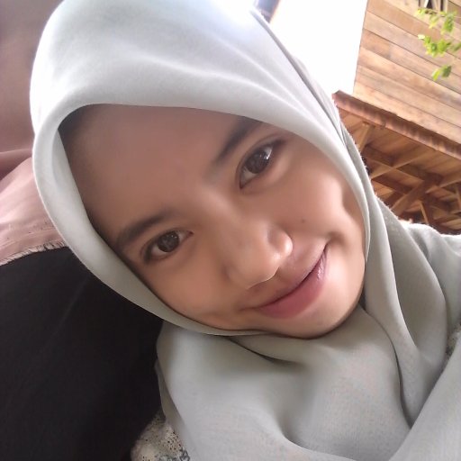 Instagram : @nisaamalia9 Facebook : Nisa Amalia Sadli