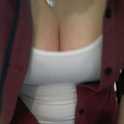 MichelDead's profile picture. siempre feliz siempre alegre!