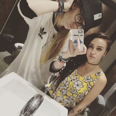 phoneboxprin's profile picture. a couple of acoustic artists from the heart of manchester doing originals and covers. @yxxngell