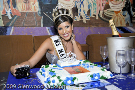 ConsueloDee2010's profile picture. Ms. Maryland Belleza Latina competing for National Title in July!  Advocate for breast cancer awareness and youth empowerment!