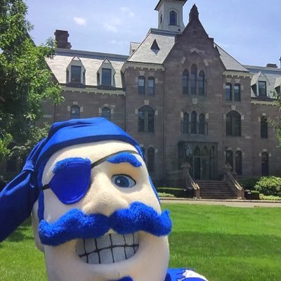 The OFFICIAL Twitter of the @SHUAthletics Pirate mascot | Want me at your next event? Follow the link below ⬇️ #HALLin