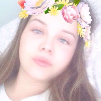 lucybldn's profile picture. 1999 / snap –  lucy_118