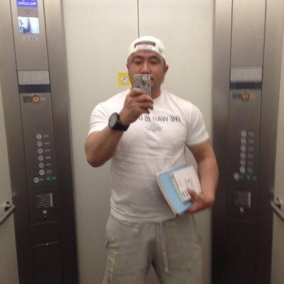 genkun2233_gen's profile picture. プロフ165 90 よろしくです。