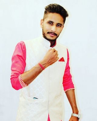 kp1054's profile picture. Heart kidnaper