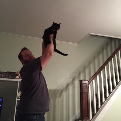 Husband, furparent, engineer, sports enthusiast (76ers, Phillies and Owls) Raise the cat! Temple Made
