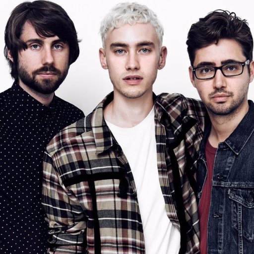 bestofyearslive's profile picture. appreciation account of the live performances of the British band "Years & Years" 
Meteorite is out now 🌠
