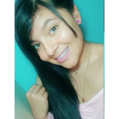 KarenJu22's profile picture. Sígueme en mi Instagram ❤🌈 @Karenju22