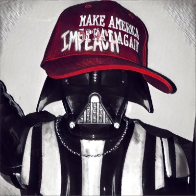 Witty Banter gives me a Smarton. Artist, Poet, Free Thinker, ❤️️ Star Wars, and I go to WallMart to feel pretty. TellSiri