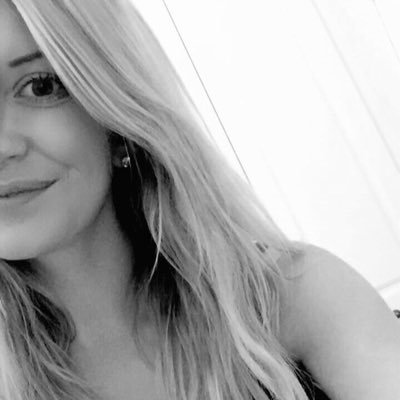 NiarobertsNia's profile picture. snapchat/instagram- niaroberts24