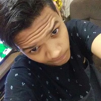 Eae Meu nome é Jefferson Dos Santos tenho 17 anos e tenho um canal no YouTube Se inscreve lá kkkk.
LINK do meu canal:
https://t.co/zlHSjsO9wZ