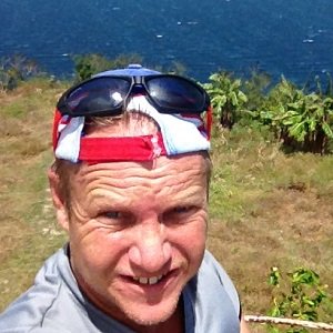 Proud Father, loving life. Quit corporate world to earn online. Specializing in being Awsome. Come see my world. ...https://t.co/qd4SfWQoiT