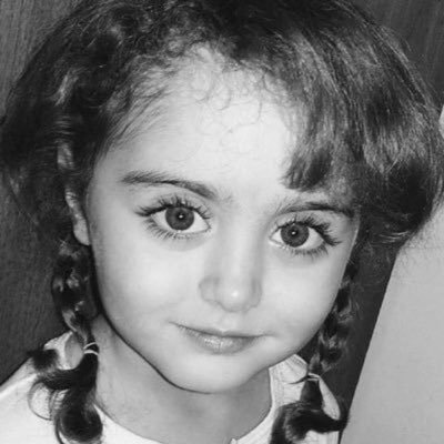 وأنت لي في دنيايّ النعيم .A.K.M ❤️