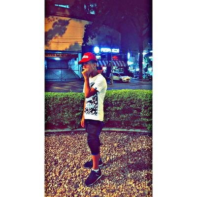 Vive La Vida Y Se Feliz! Ya Que La Vida Es Una Aprovechala Y Vivela Al Máximo!💘😊💪