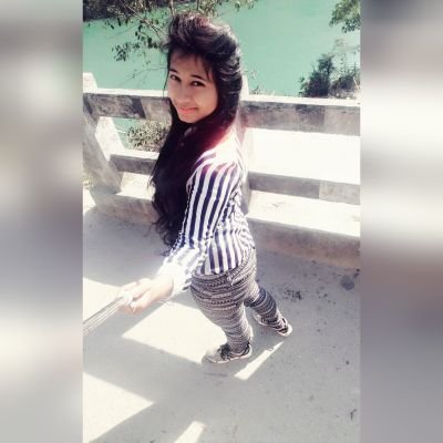 priya__2430's profile picture. Fun loving😋
Love to make people smile, infact make them laugh😂
In love with "Burak Deniz"❤❤❤
And in love with the quote:
" Have courage and be kind"😇