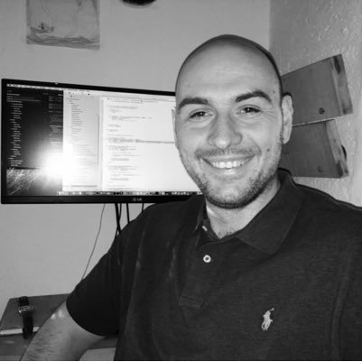 I'm a developer! I love design, sketches, create fun stuff and languages. Cos' life's a game, you can never lose, you go further and become master!