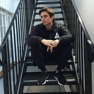 abramrpg's profile picture. Abram bg de 20 ans se dit Bisexuel mais est secrètement lilithsexuel mm s'il rêve en cachette dse marier avec Ashlea