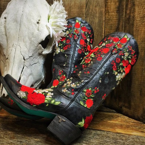 We have the best denim, tops, dresses, boots, handbags, and much more in Walla Walla